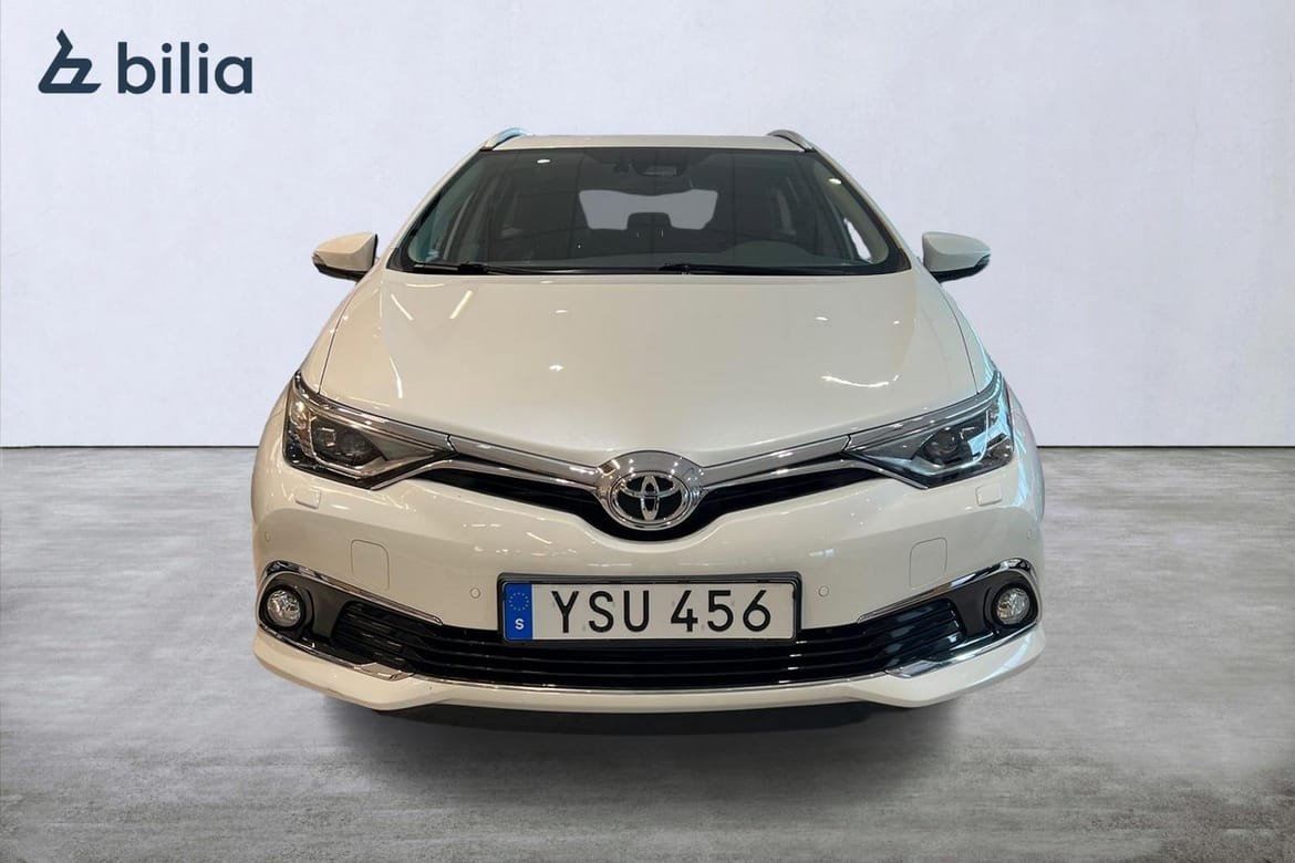 Toyota Auris 1.2 T Executive 2018, bild 6/10