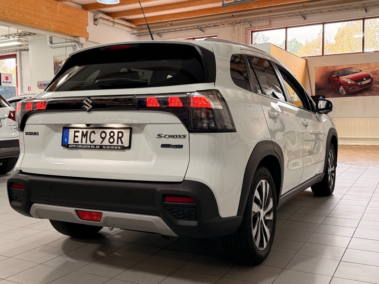 Suzuki S-Cross 1.5 Dualjet Hybrid 2023, bild 4/7