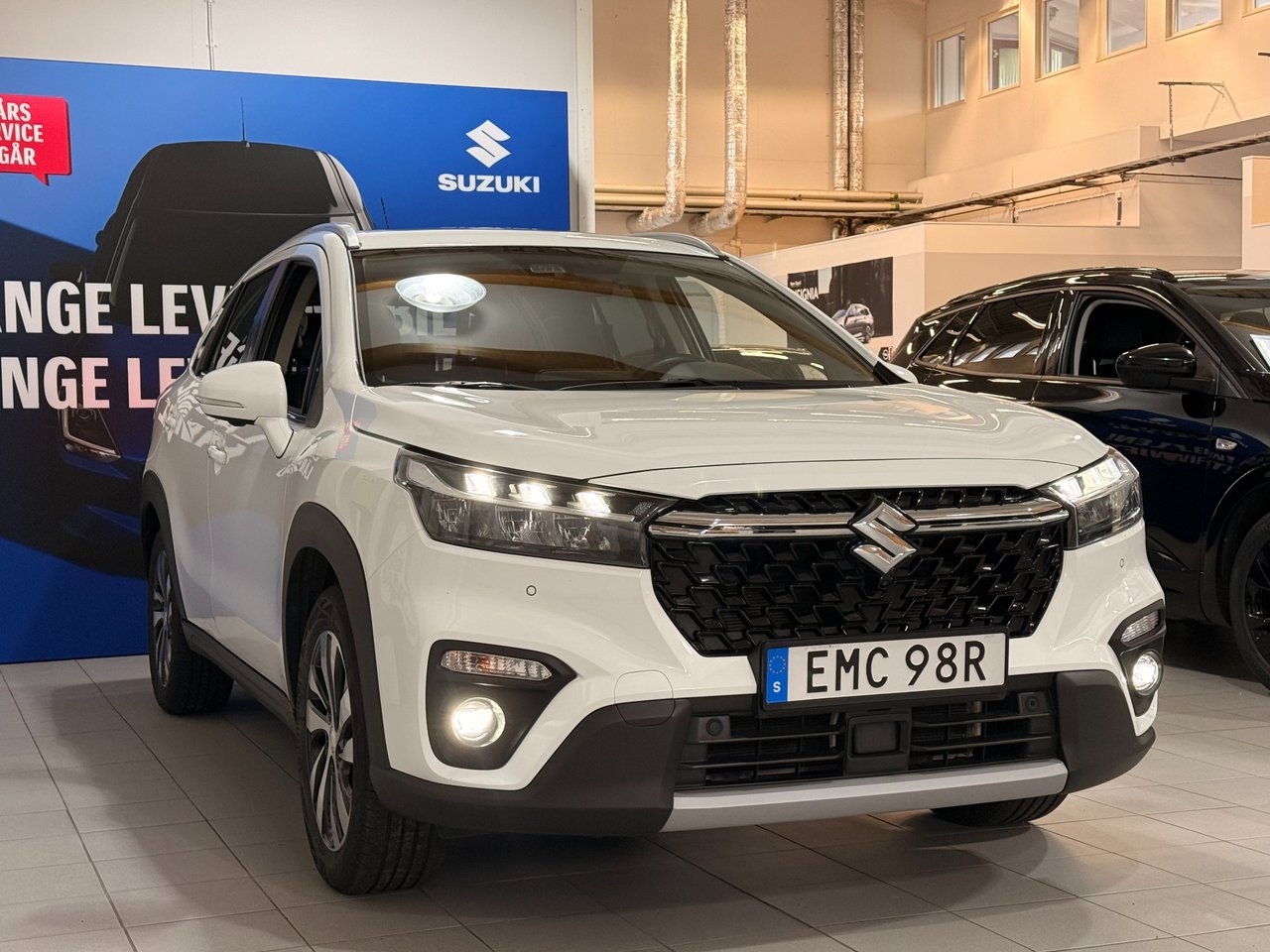 Suzuki S-Cross 1.5 Dualjet Hybrid 2023, bild 3/7