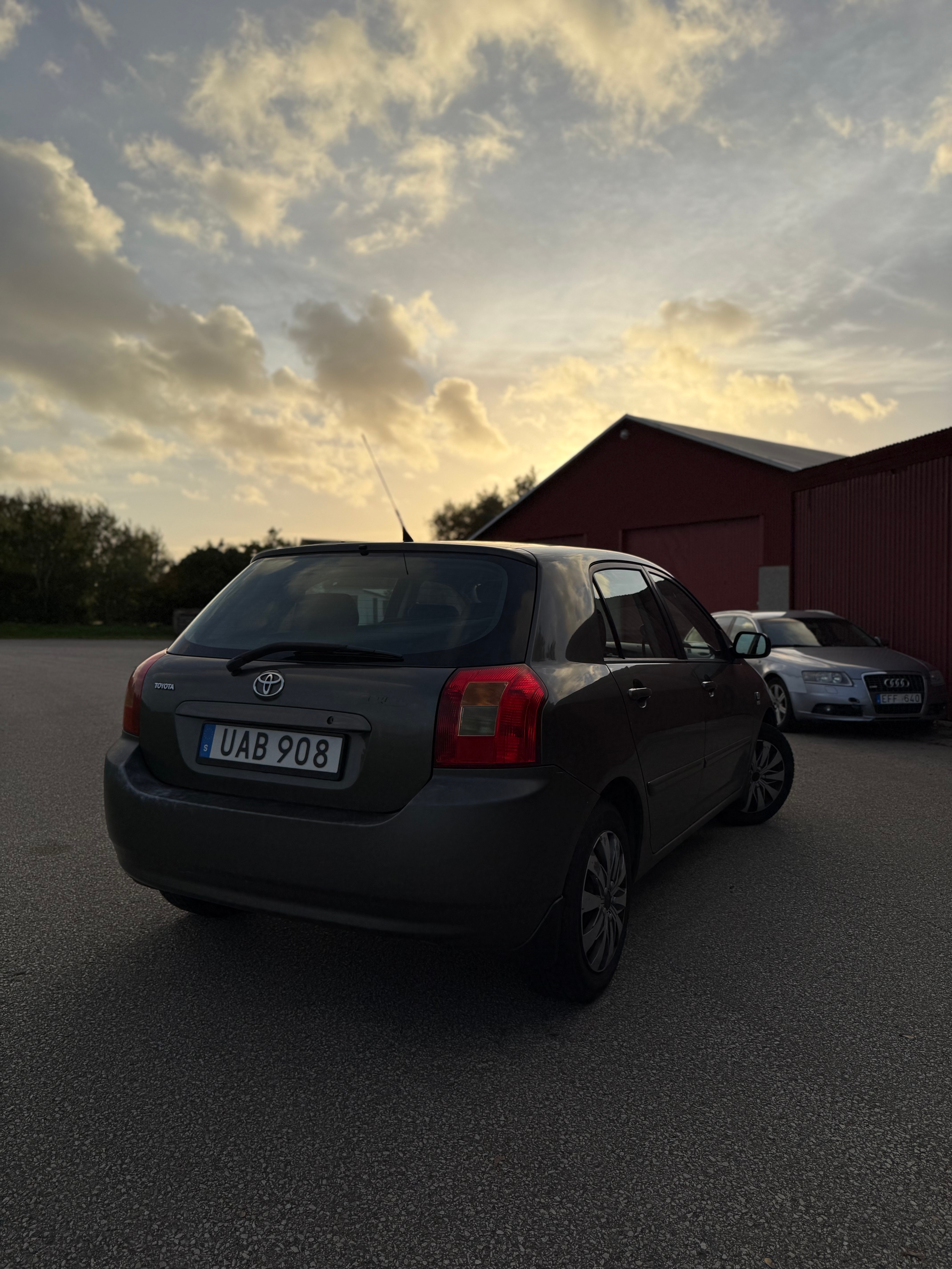 Toyota Corolla 1.4 2003, photo 3/4