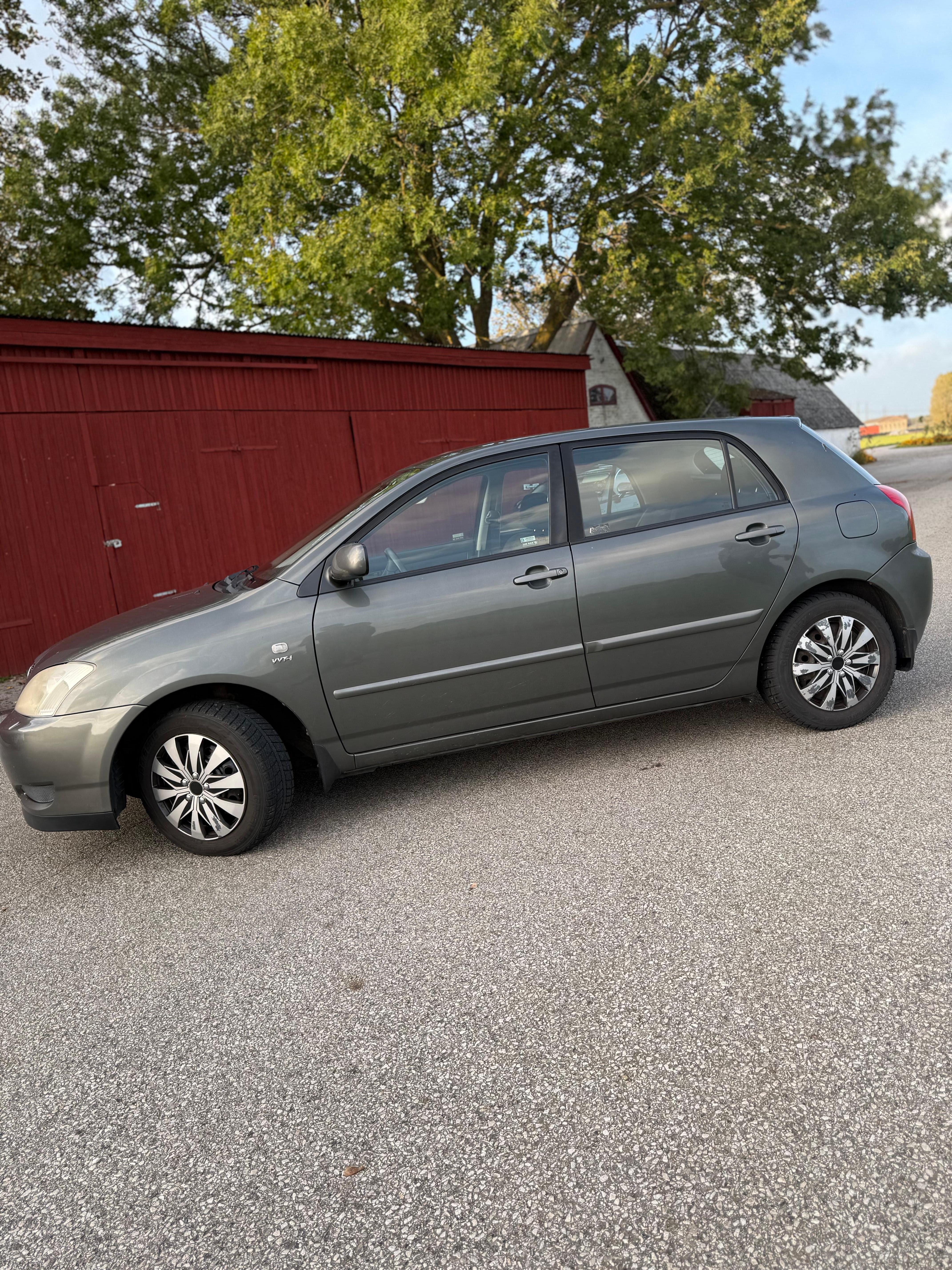 Toyota Corolla 1.4 2003, photo 2/4