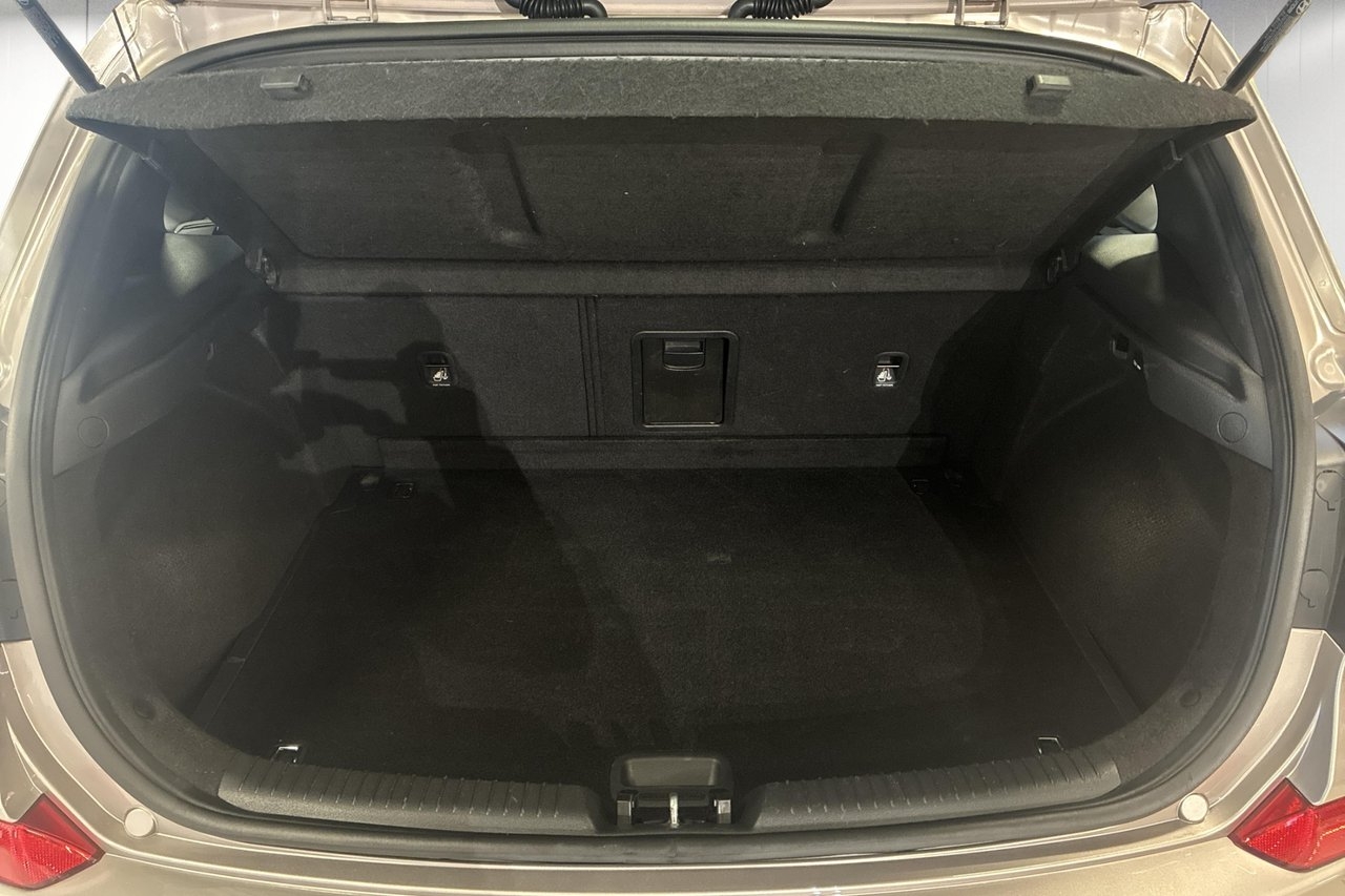 Hyundai i30 1.4 T-GDI Launch Edition 2018, bild 6/10