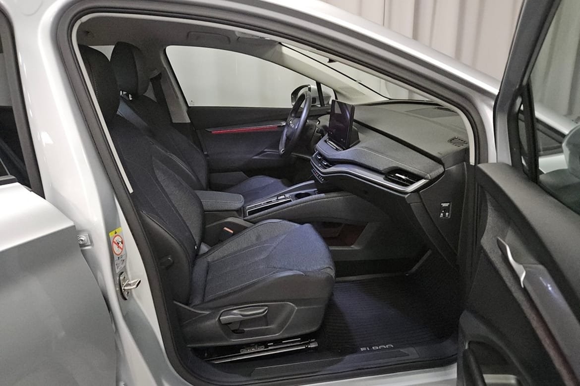 Skoda Elroq 60 2025, bild 6/10