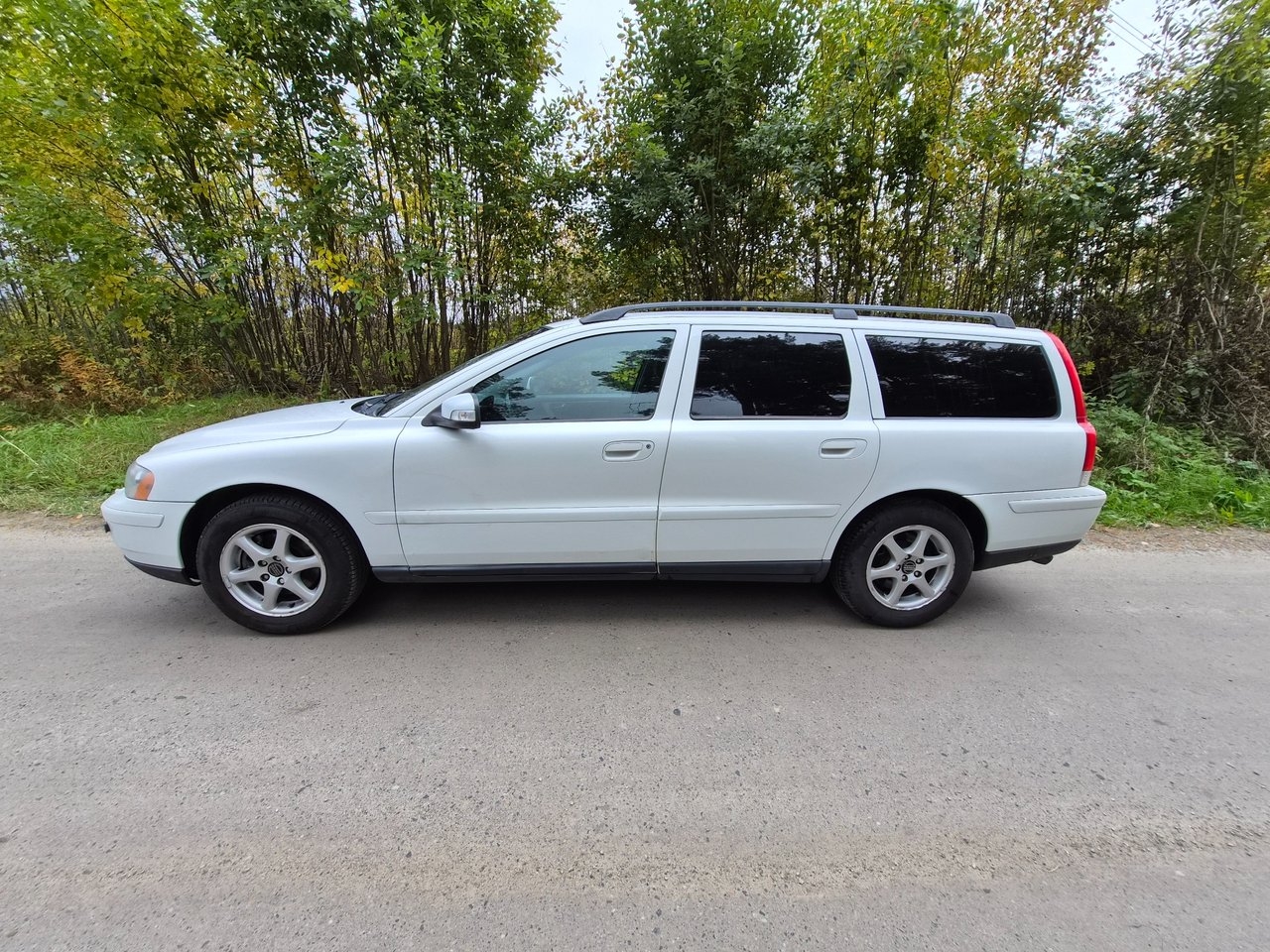 Volvo V70 2.4 Kinetic 2007, bild 3/10