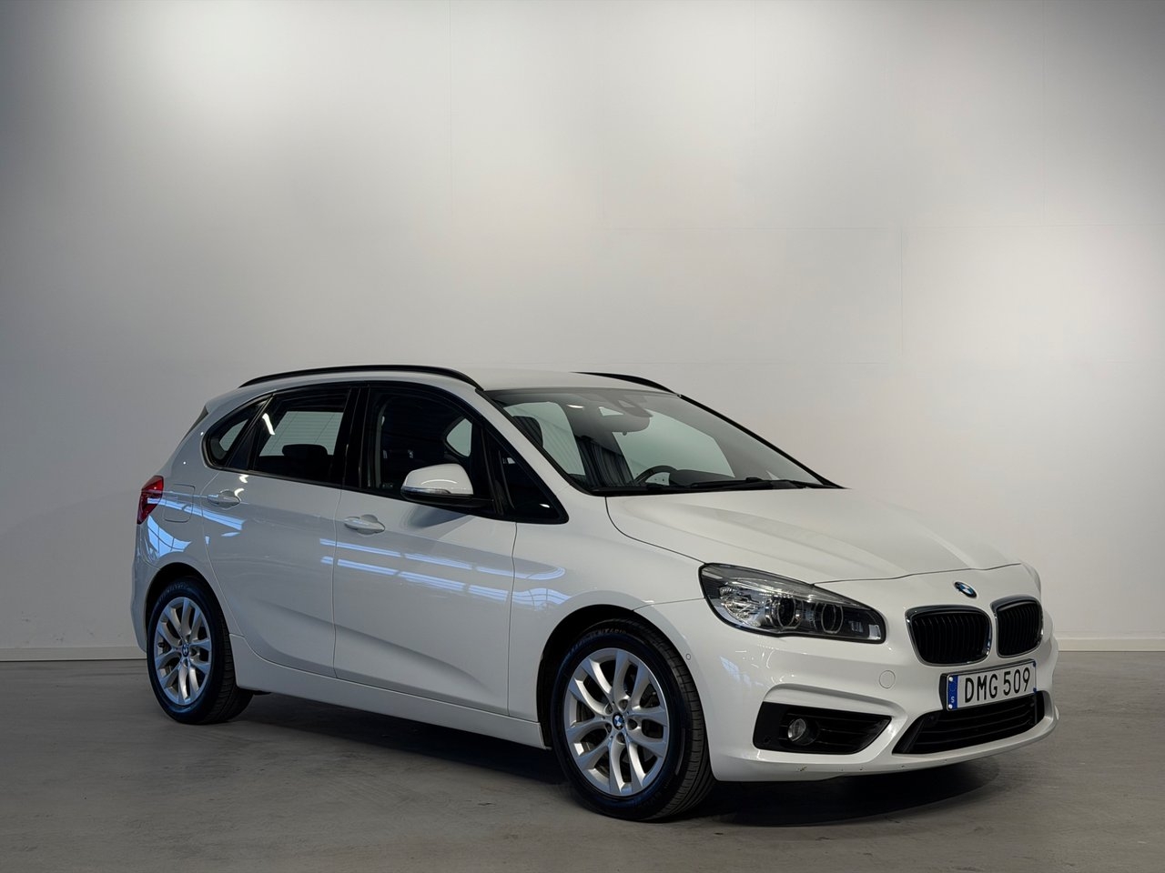 BMW 218d Advantage 2015, bild 2/10