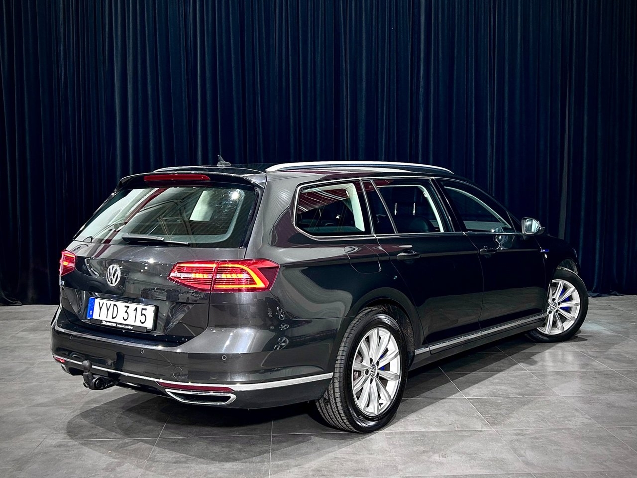 Volkswagen Passat GTE 2018, bild 7/10