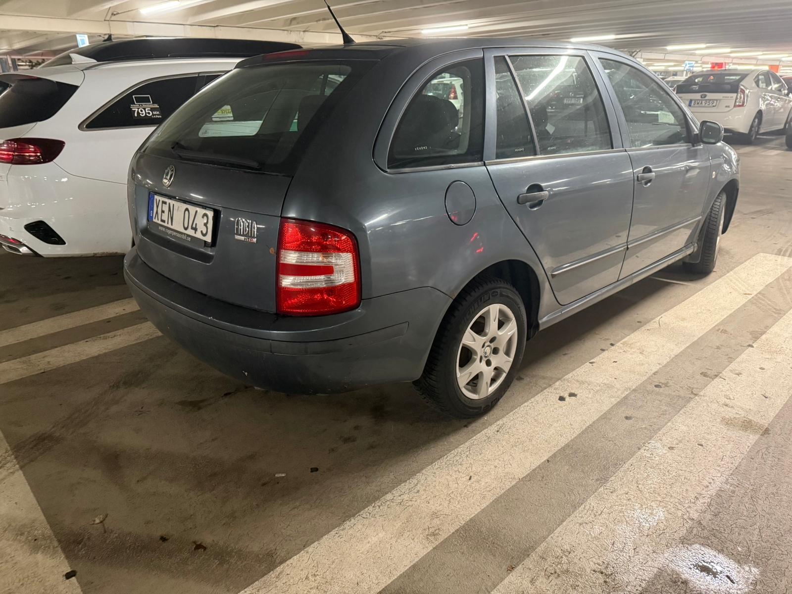 Skoda Fabia 1.2 HTP 12V 2006, bild 3/6