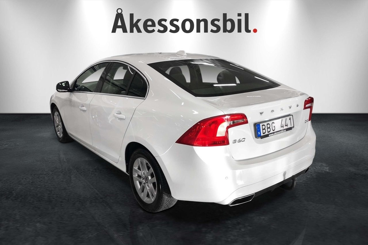 Volvo V60 2014, kuva 7/10