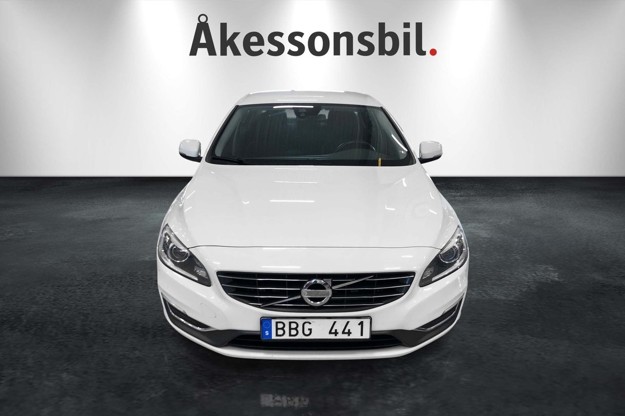 Volvo V60 2014, kuva 2/10