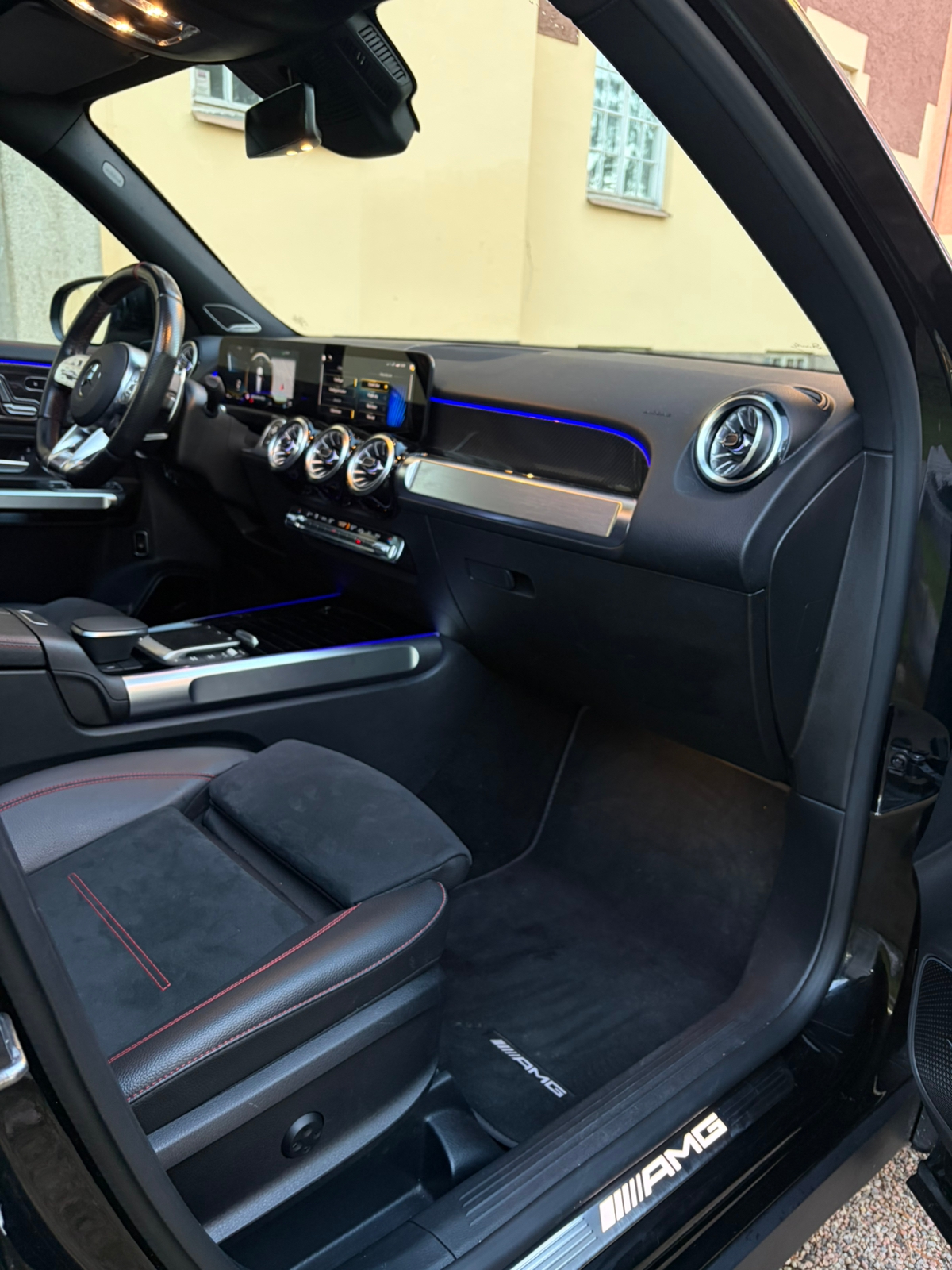 Mercedes-Benz GLB 35 AMG 2021, bild 7/10