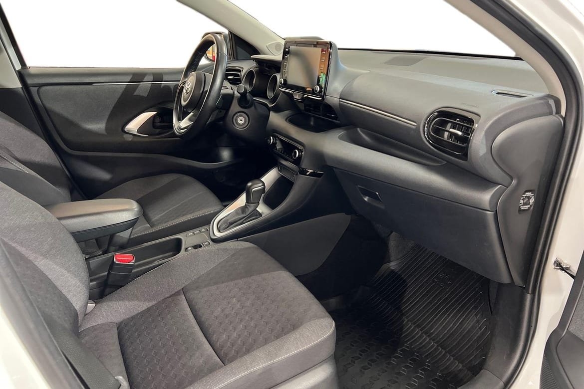 Toyota Yaris 1.5 Hybrid 116 Active Plus 2021, bild 7/10