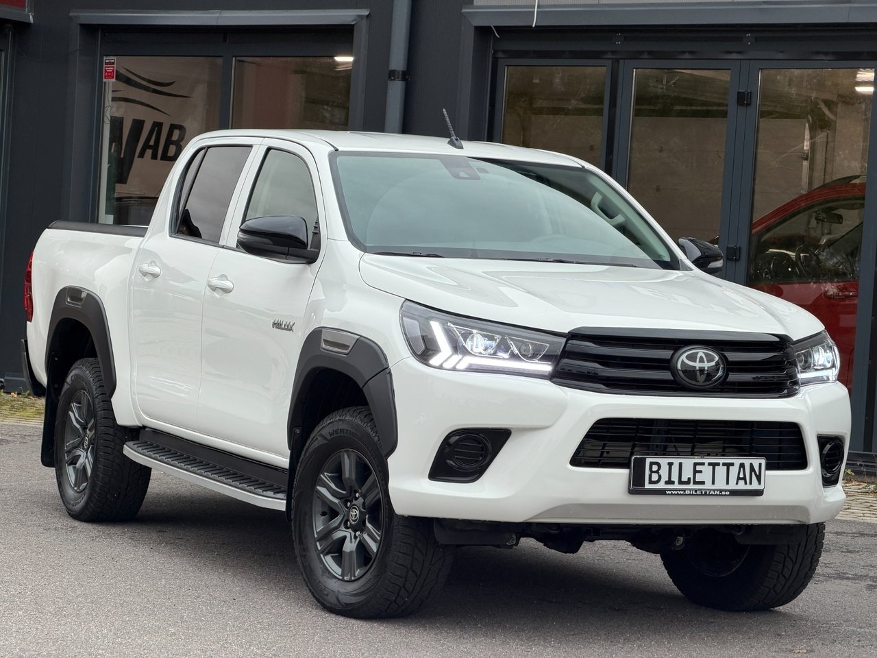 Toyota Hilux 2.4 D-4D 2018, bild 2/10