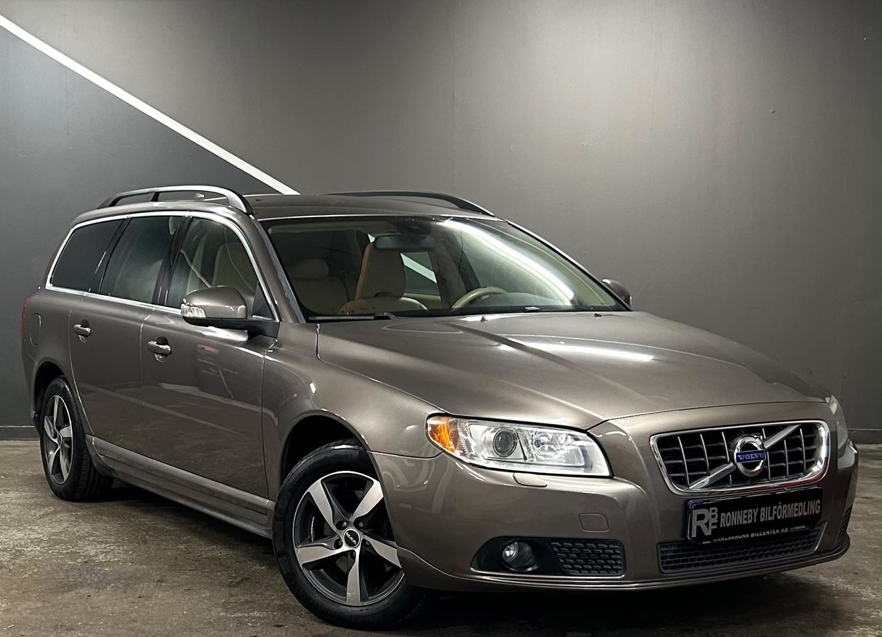 Volvo V70 Momentum 2010, bild 3/10