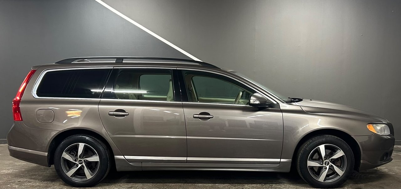 Volvo V70 Momentum 2010, bild 5/10
