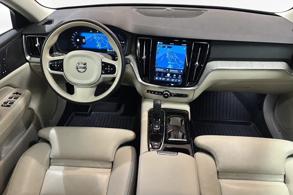 Volvo V60 T6 Plus Dark Nordic 2026, bild 6/10
