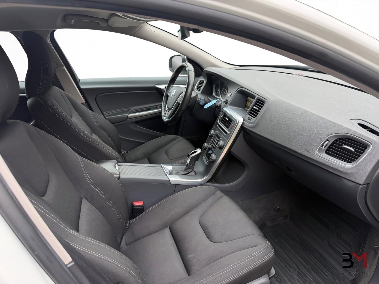 Volvo V60 D4 2017, photo 10/10