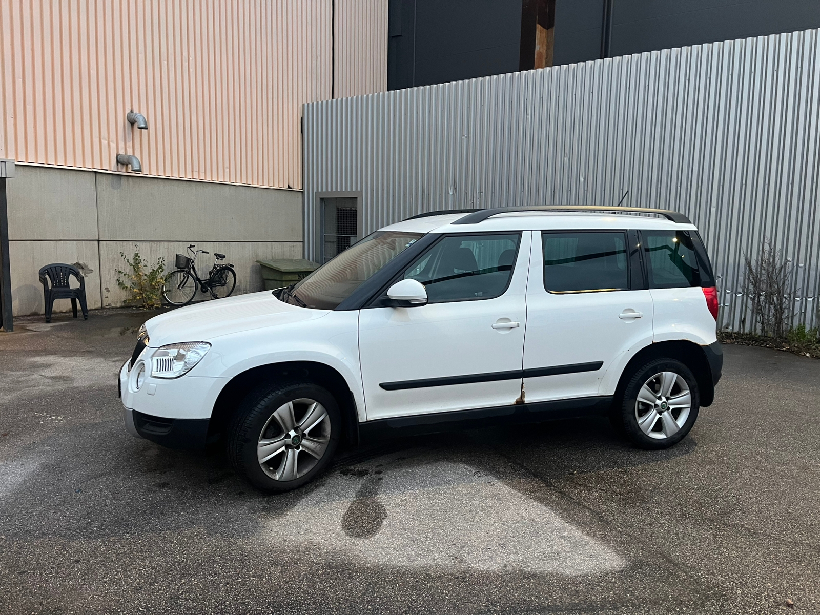 Skoda Yeti 2.0 TDI 2012, bild 2/7