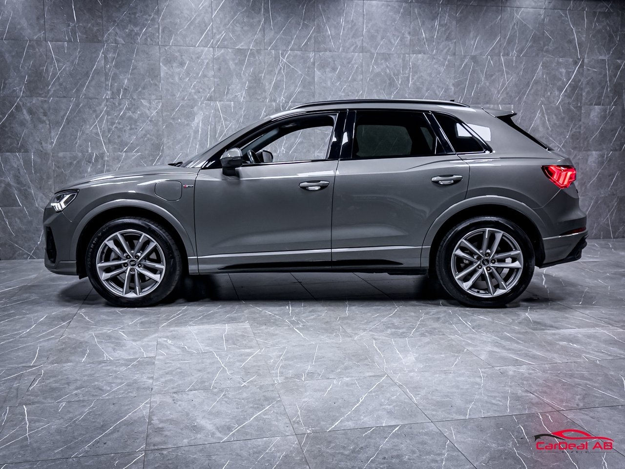 Audi Q3 45 TFSI e S line 2024, bild 4/10