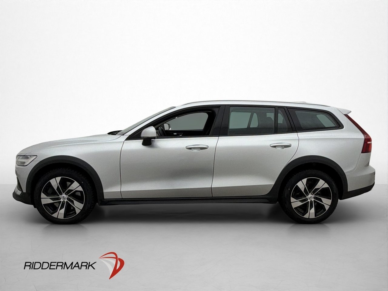 Volvo V60 Cross Country B4 Diesel 2022, bild 4/10