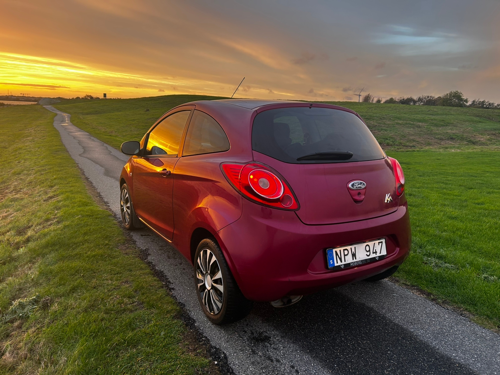 Ford Ka 1.2 Titanium 2010, bild 2/10