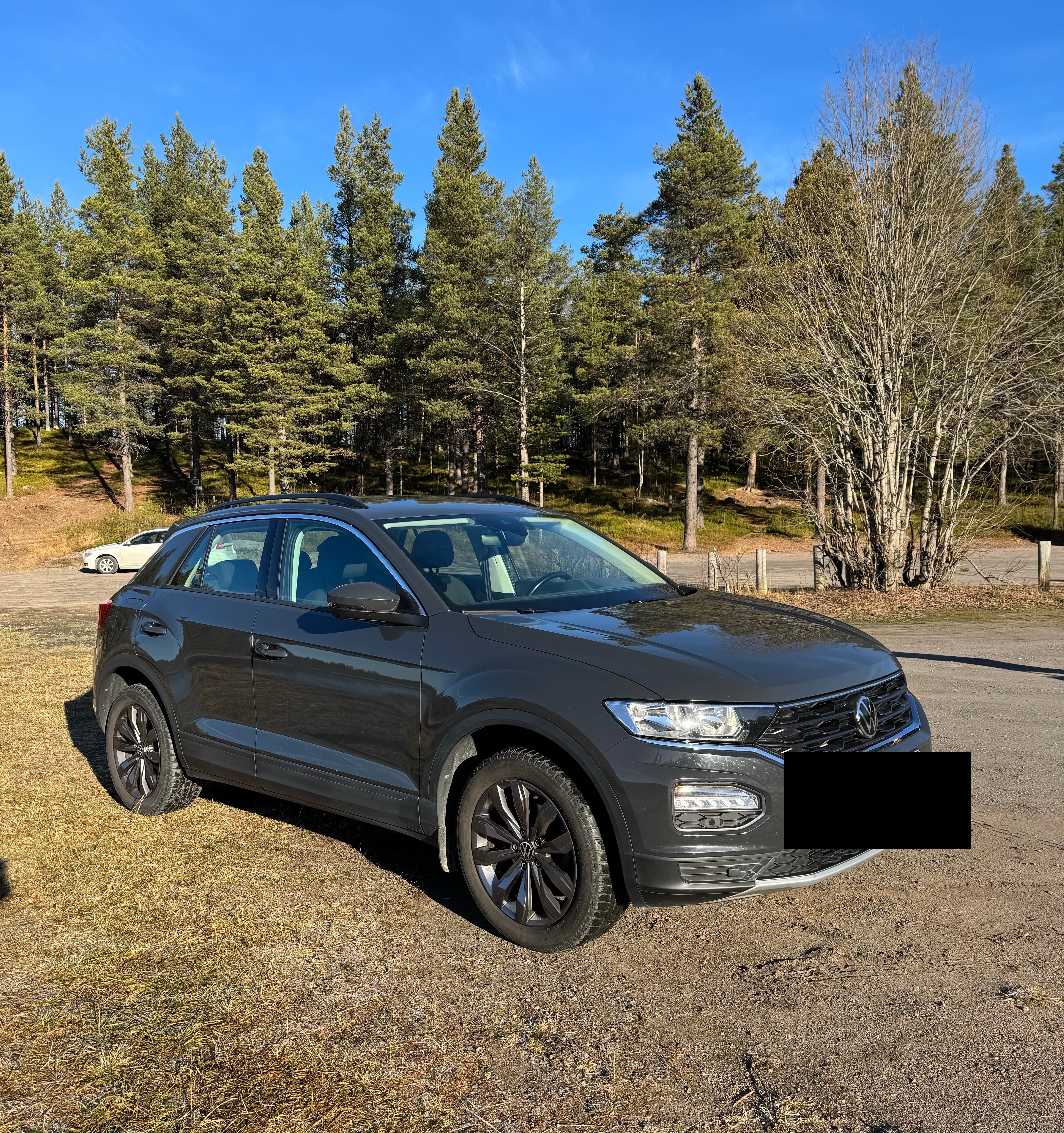 Volkswagen T-Roc 1.5 TSI 2021, kuva 3/8