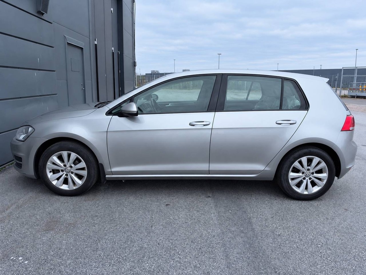 Volkswagen Golf 1.2 TSI 2016, bild 7/9