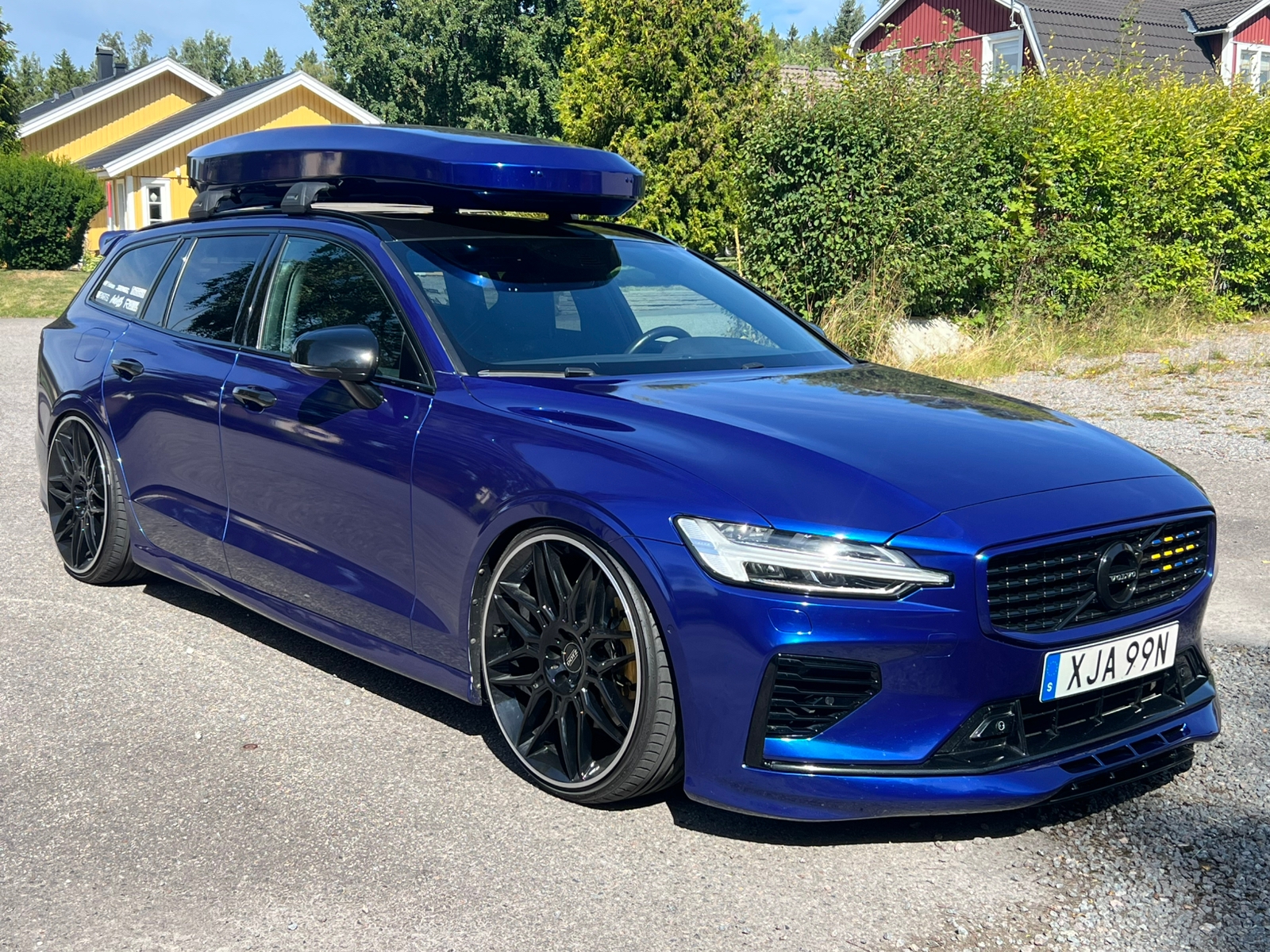 Volvo V60 T8