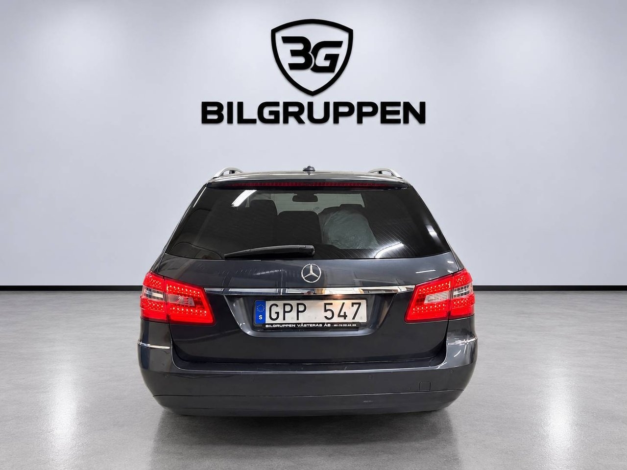 Mercedes-Benz E 220 CDI Avantgarde 2011, bild 5/10