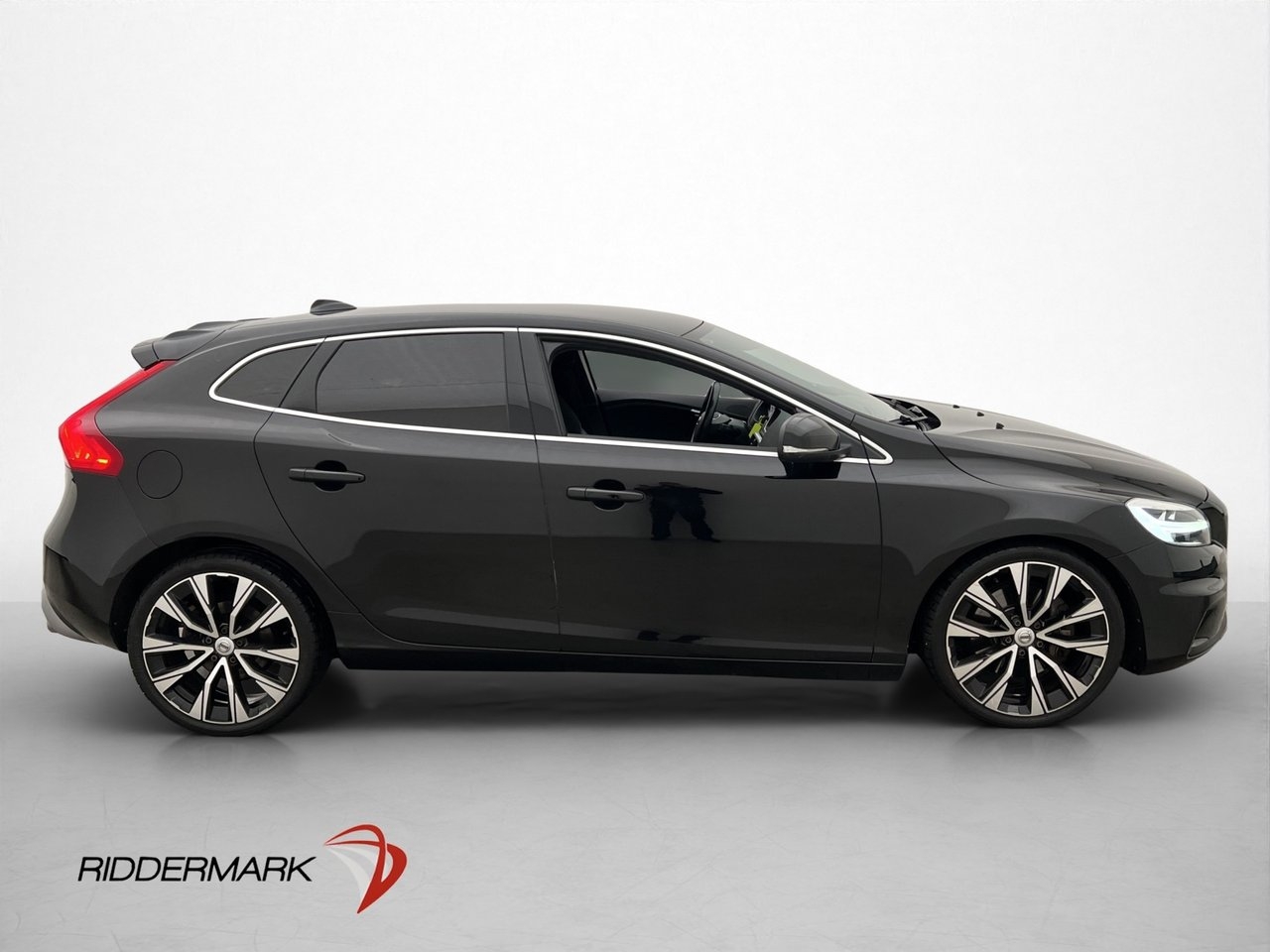 Volvo V40 T3 R Design 2019, bild 4/10