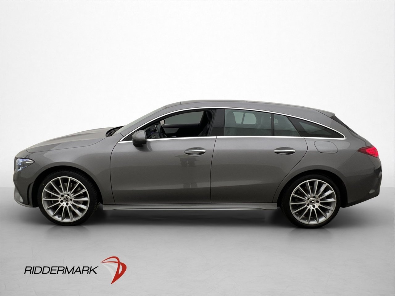 Mercedes-Benz CLA 250 e AMG 2023, bild 4/10