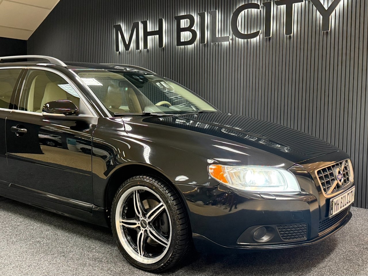 Volvo V70 2012, bild 2/10