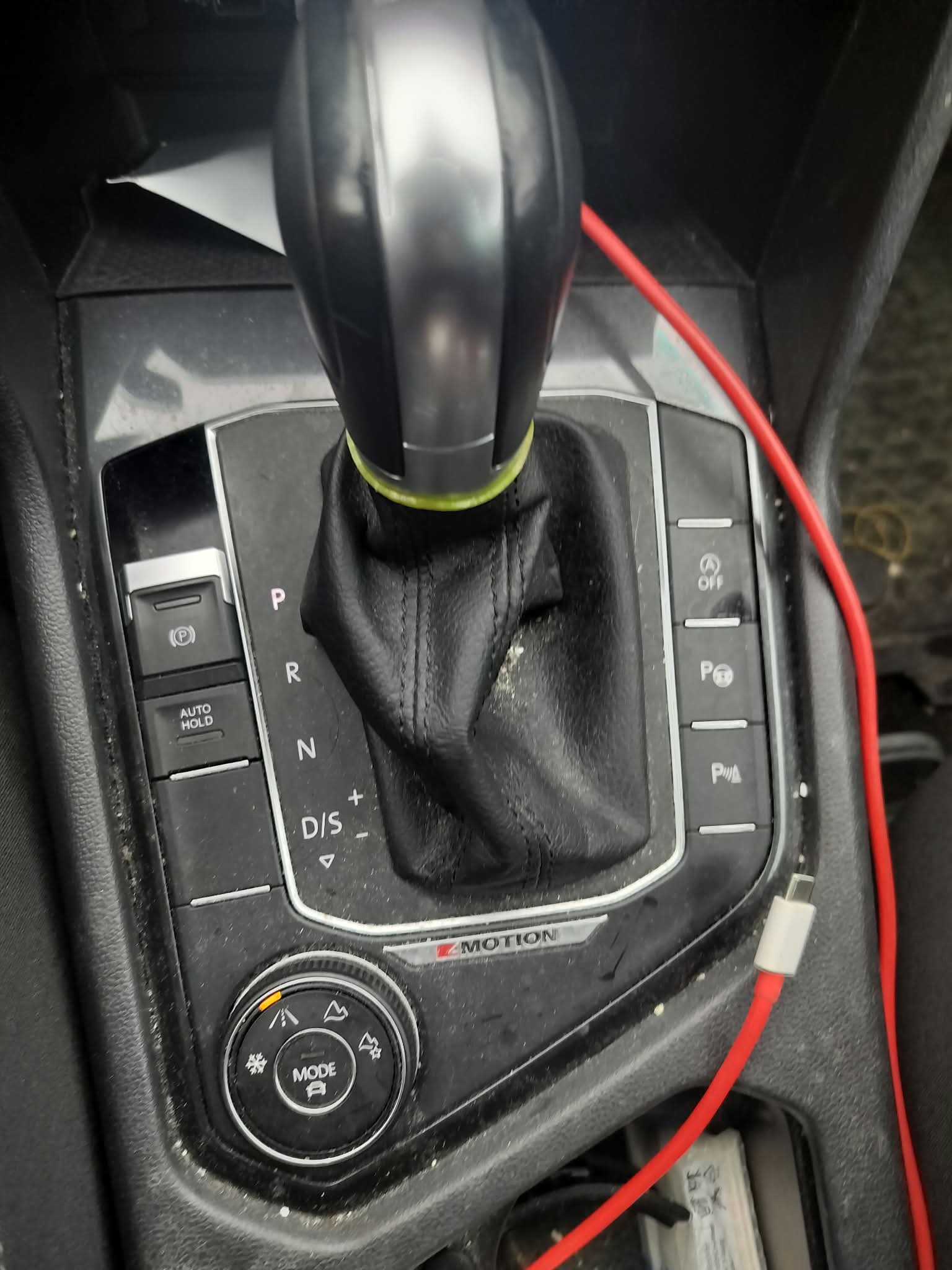 Volkswagen Tiguan 2.0 TDI SCR 2018, bild 6/10