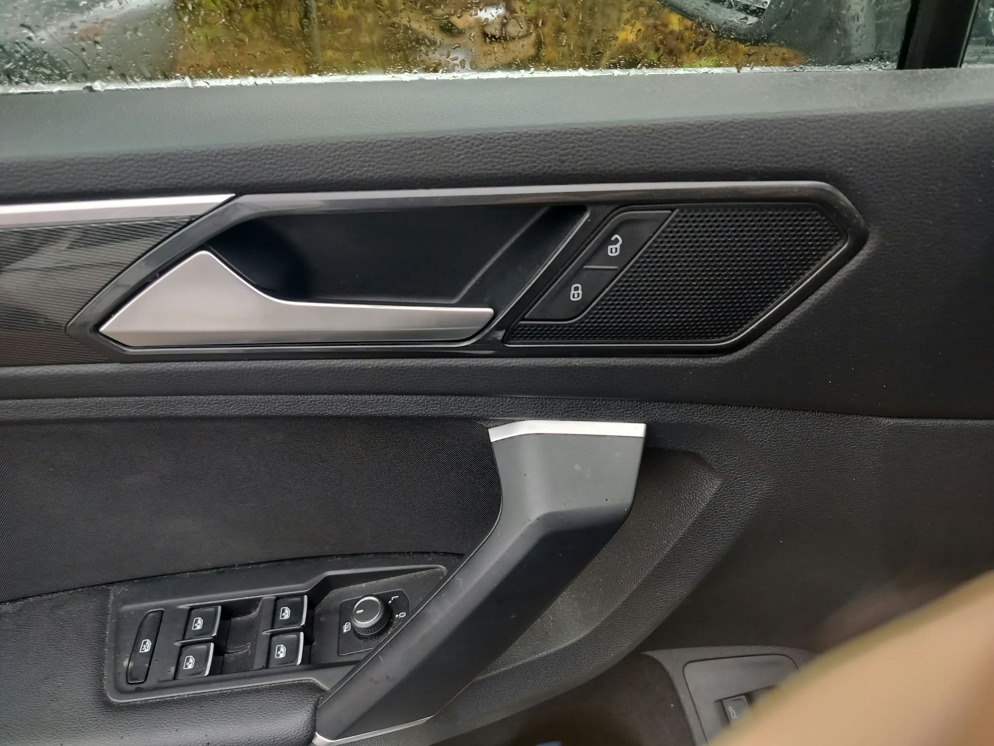Volkswagen Tiguan 2.0 TDI SCR 2018, bild 7/10