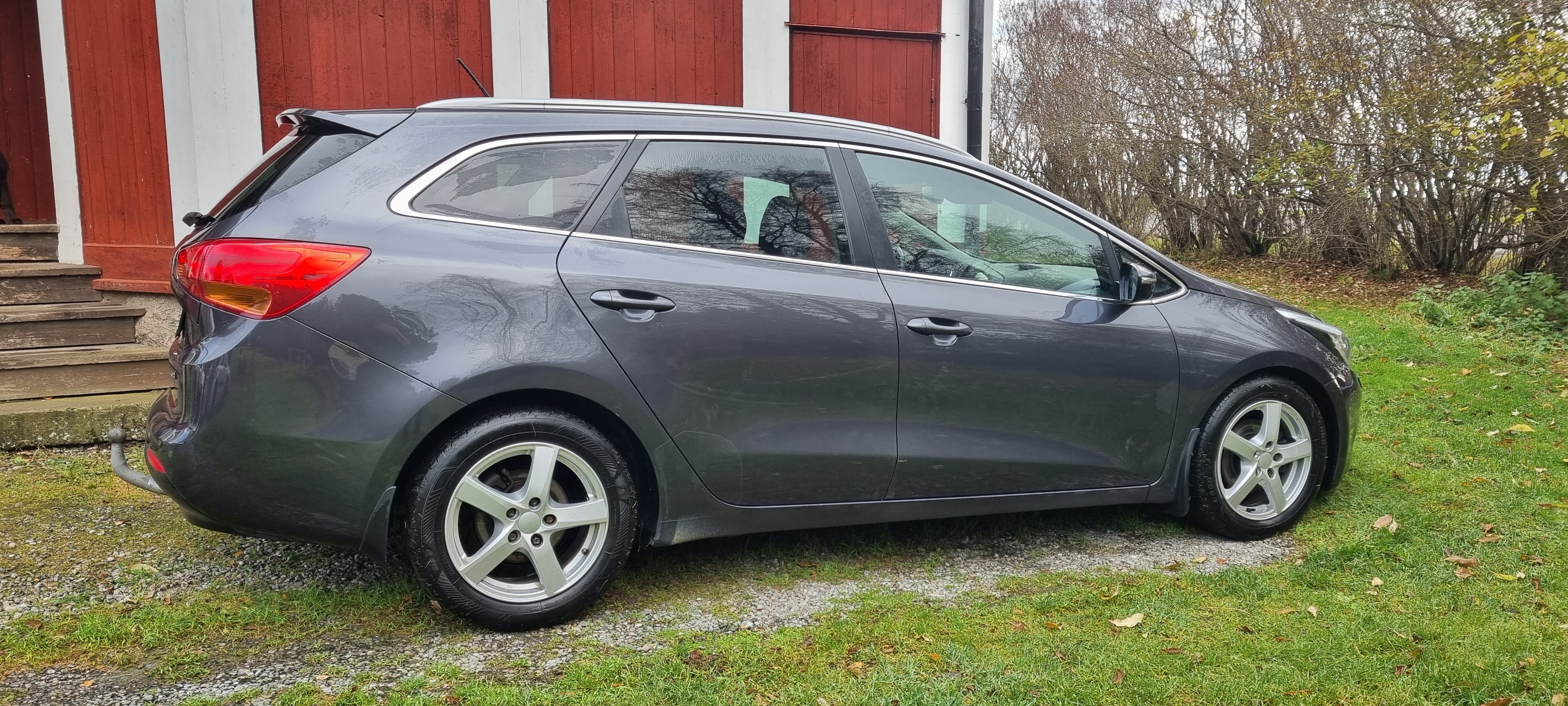 Kia Ceed 1.6 CRDi 128 2013, bild 5/9