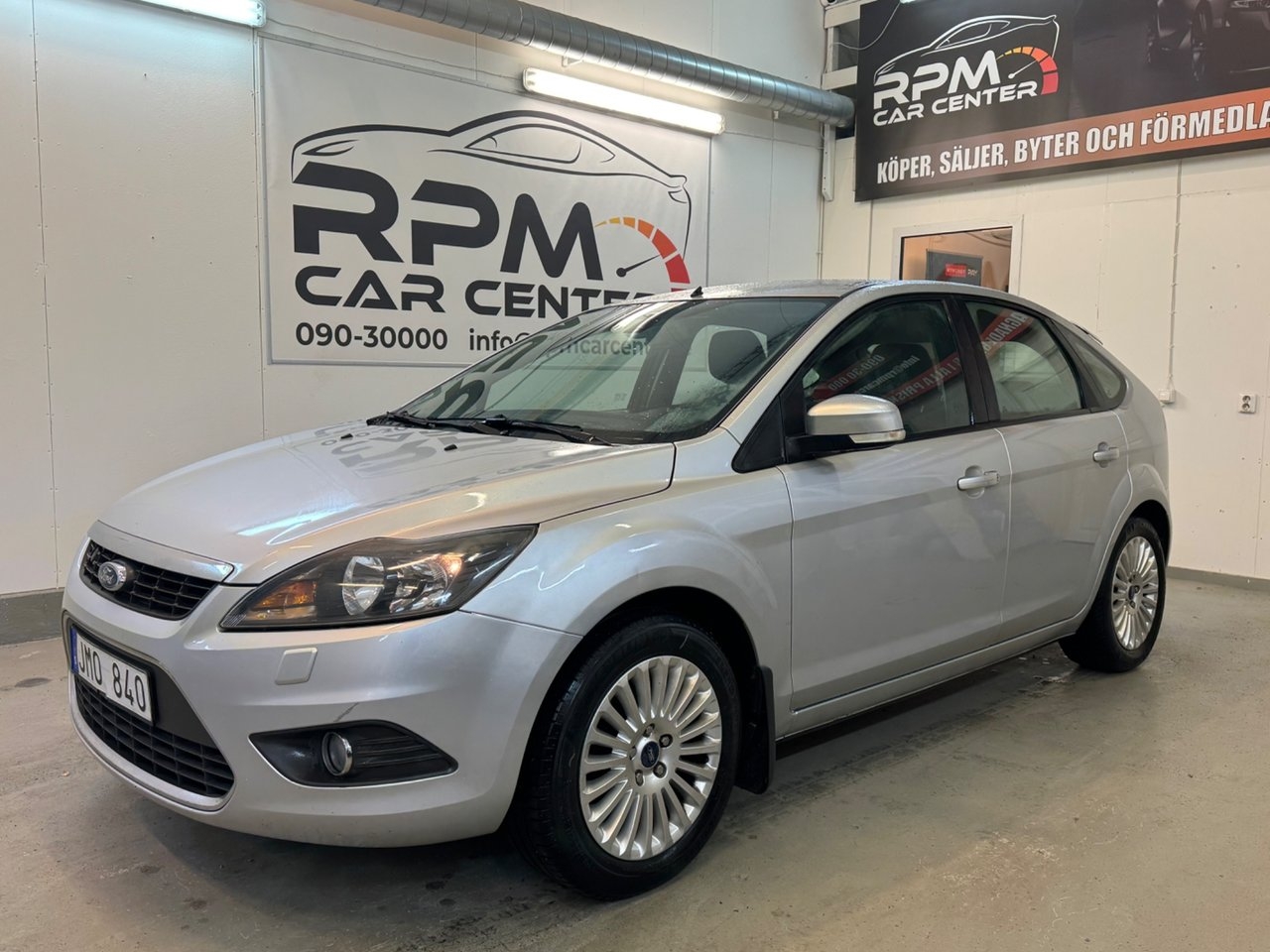 Ford Focus 1.8 Titanium 2009, bild 3/10