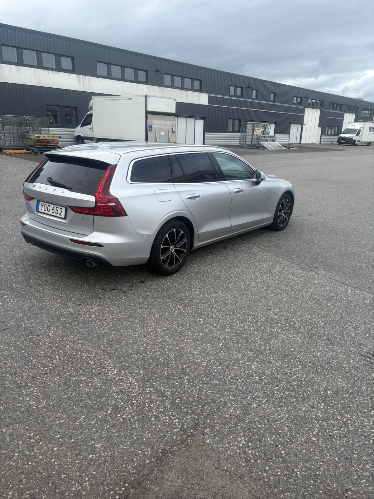 Volvo V60 D4 2019, bild 3/10