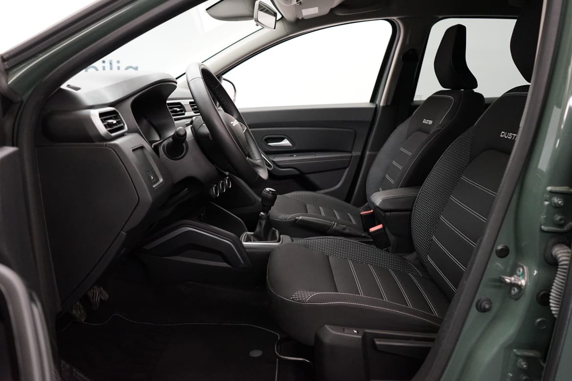 Dacia Duster TCe 150 Journey 2023, bild 5/10