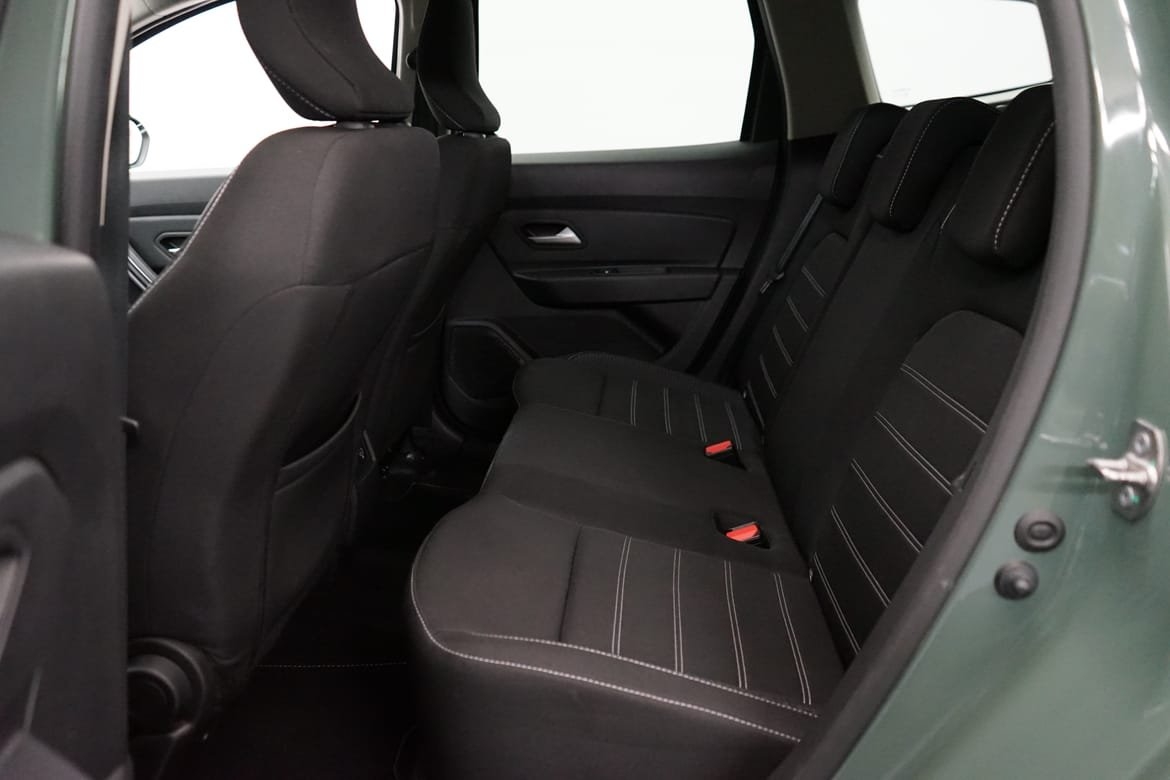 Dacia Duster TCe 150 Journey 2023, bild 7/10