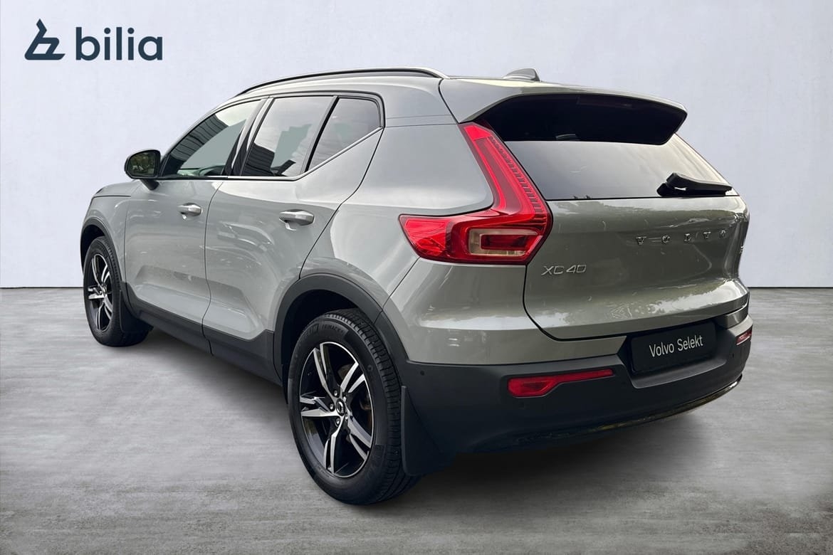 Volvo XC40 B3 Plus Dark 2025, bild 2/10
