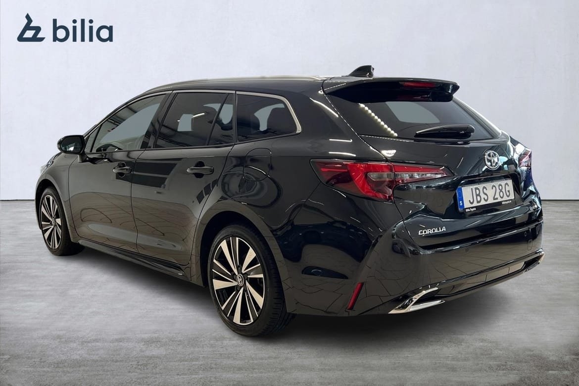 Toyota Corolla 2.0 Hybrid Style 2025, kuva 2/10