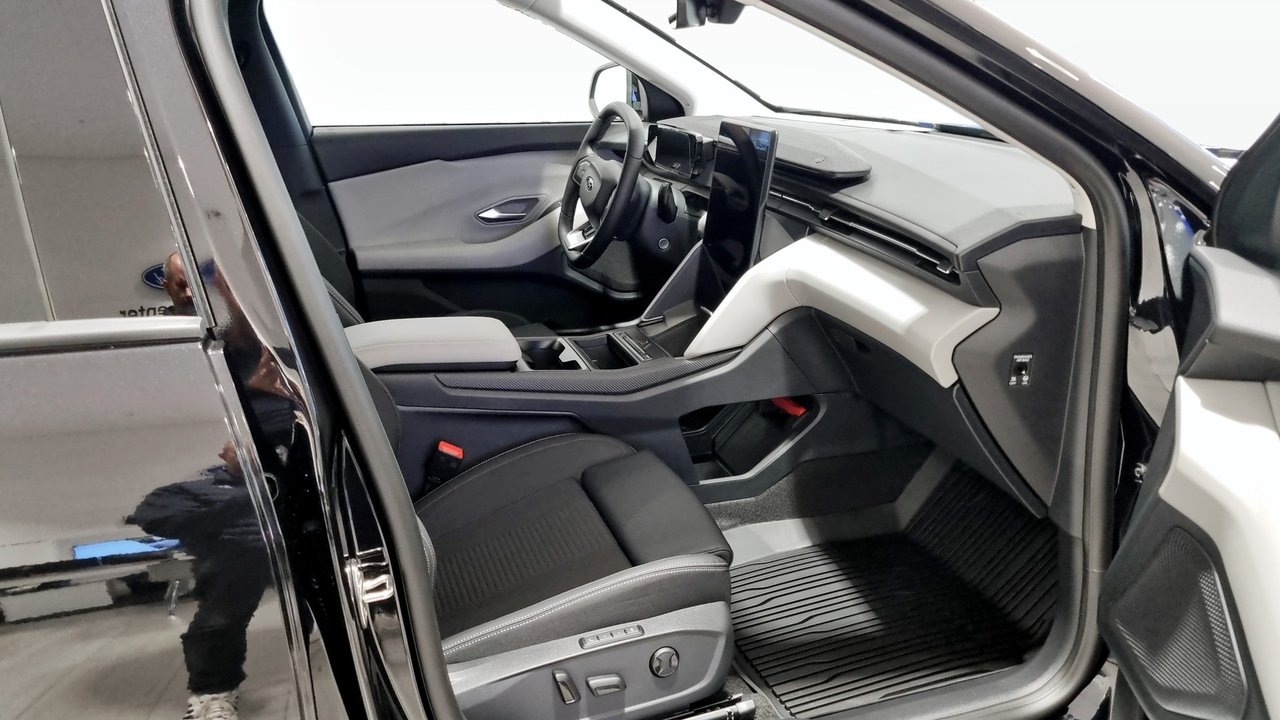 Ford Explorer Premium 2026, bild 3/9