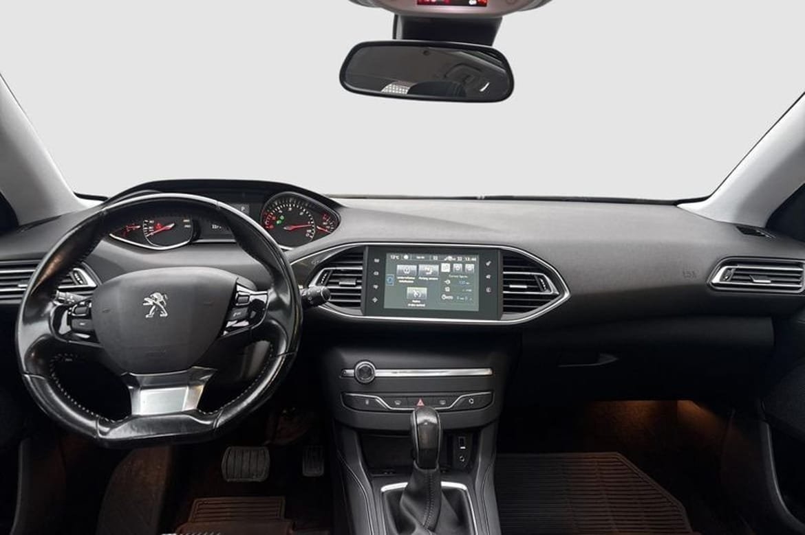 Peugeot 308 BlueHDi 120 2015, photo 10/10