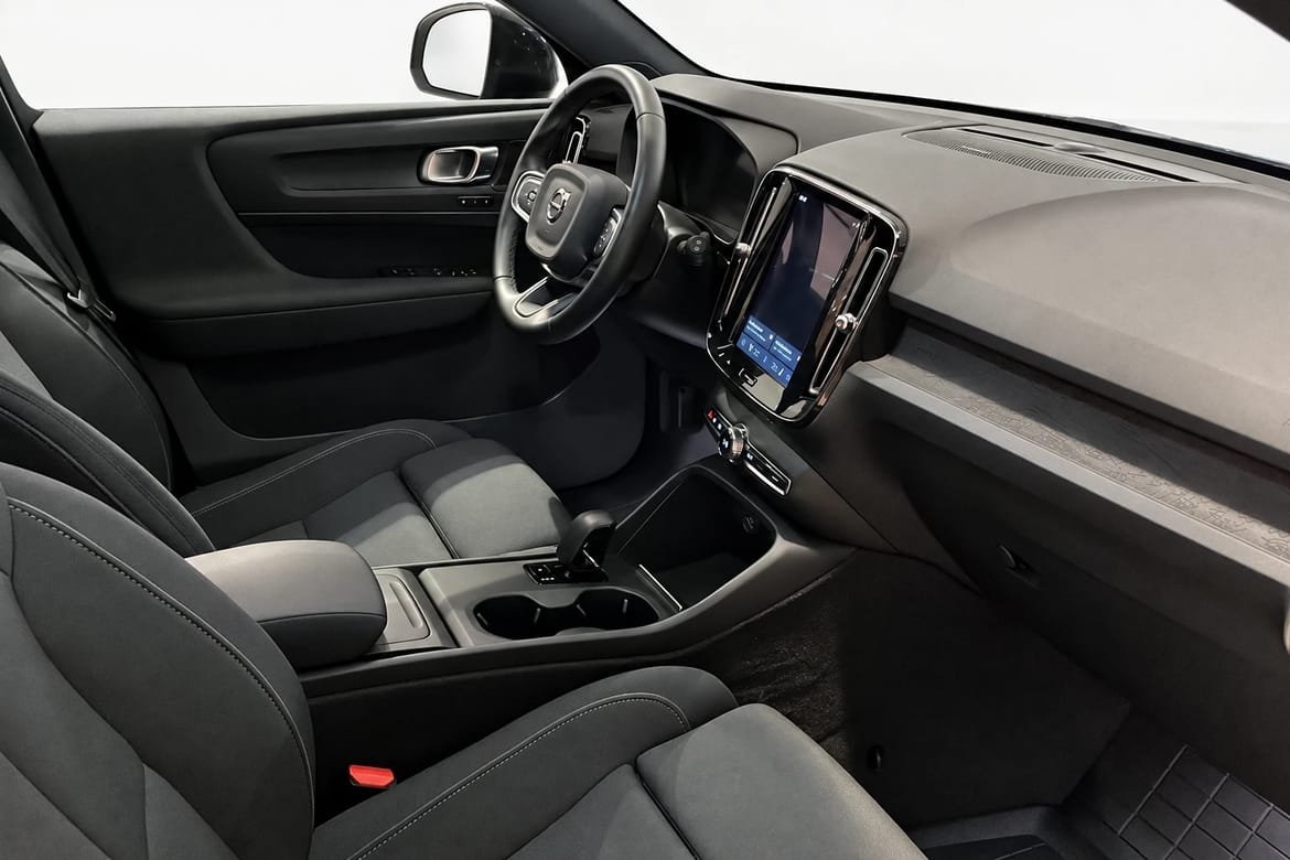 Volvo EX40 Extended Range 2025, bild 5/10