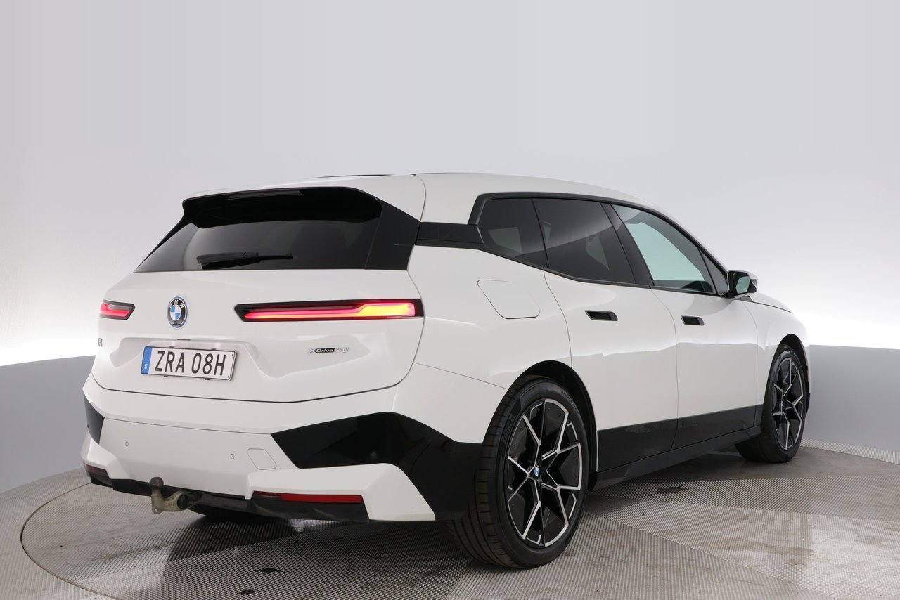 BMW iX 50 Sport 2023, bild 5/10