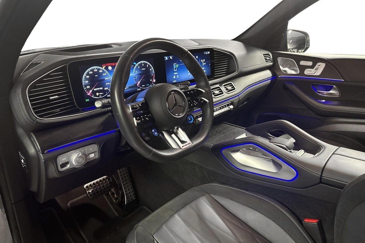 Mercedes-Benz GLS 2024, photo 7/10