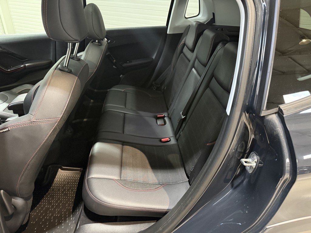 Peugeot 2008 1.2 PureTech 110 2018, kuva 5/10