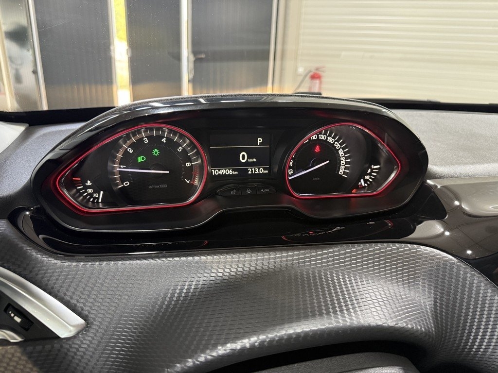 Peugeot 2008 1.2 PureTech 110 2018, kuva 7/10