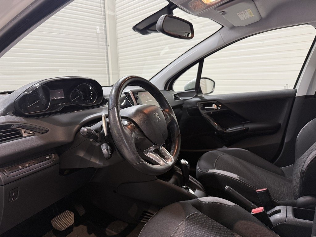 Peugeot 208 2015, bild 5/10