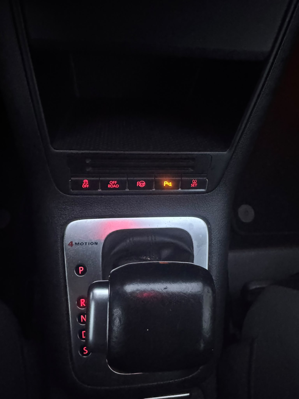 Volkswagen Tiguan 2.0 TDI 2010, bild 7/10
