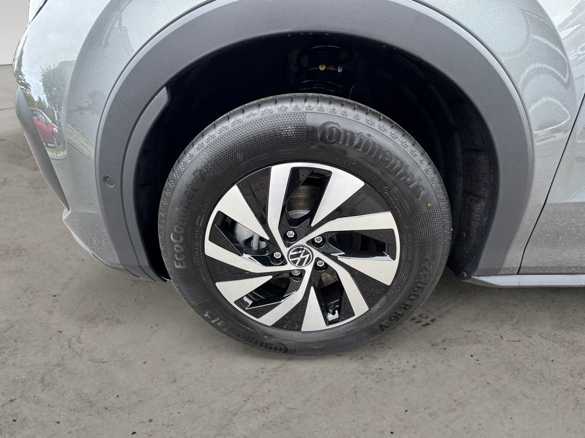 Volkswagen T-Roc 1.5 eTSI 2026, photo 6/10